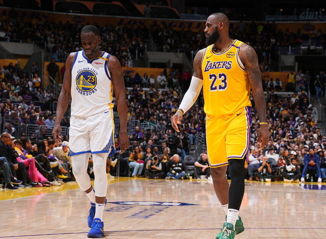 勇士惨败活塞追梦格林0分5篮板成毒药合同将到期