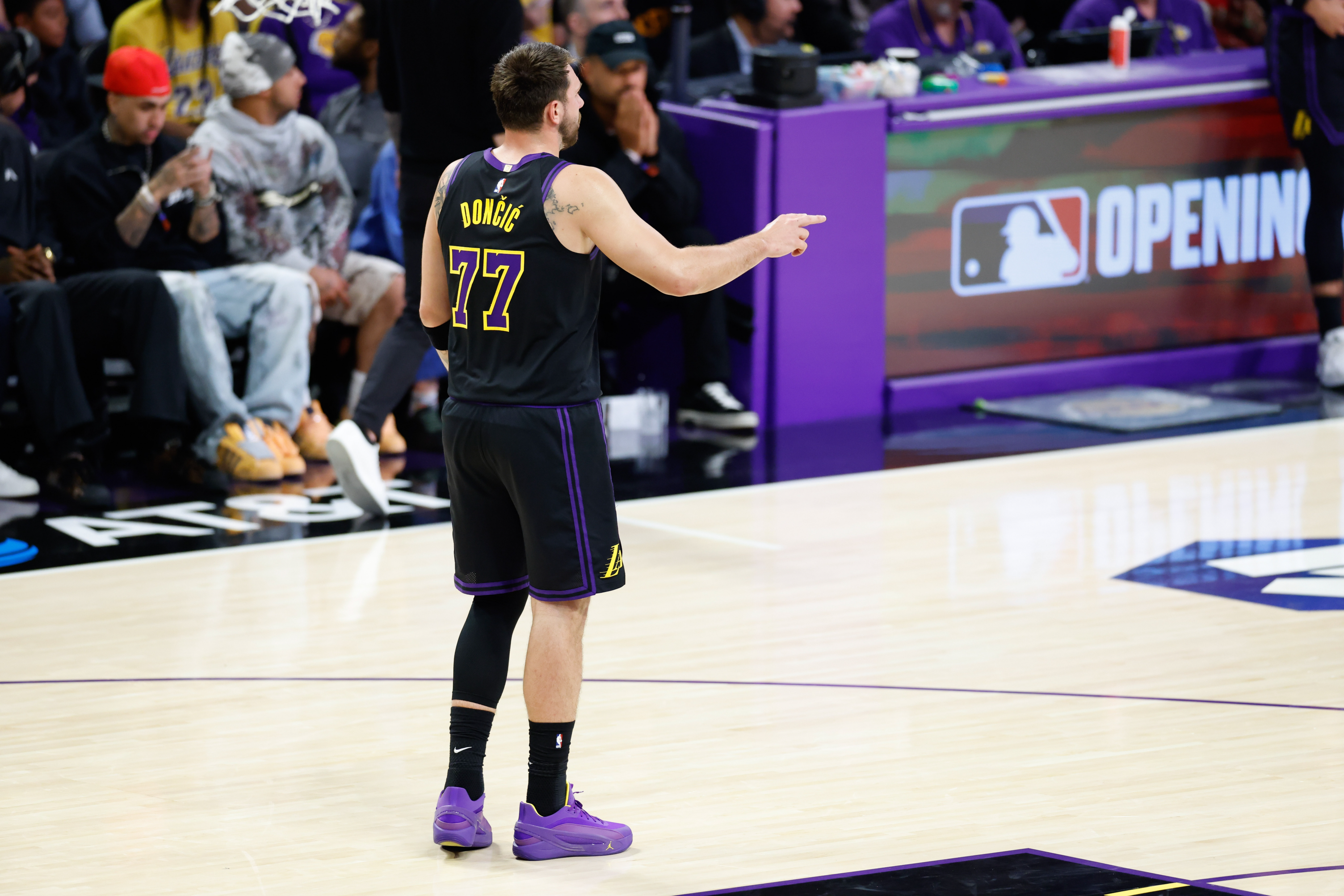 东契奇狂砍41分助湖人掀翻篮网 生涯单场40+次数